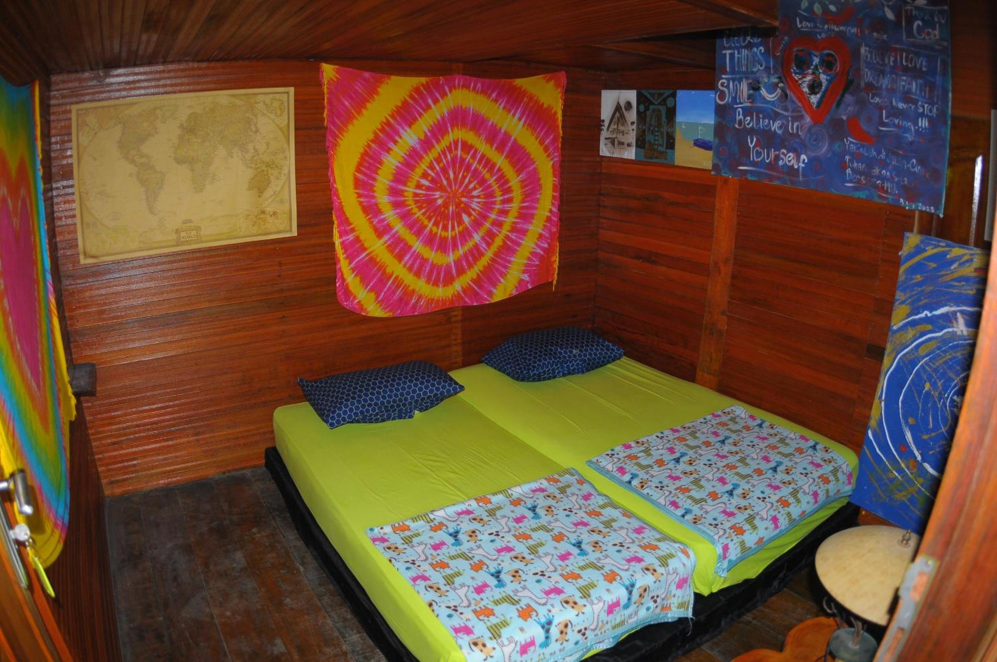 Апартаменты Air Manis Secret Surfcamp Taluk Batung Экстерьер фото
