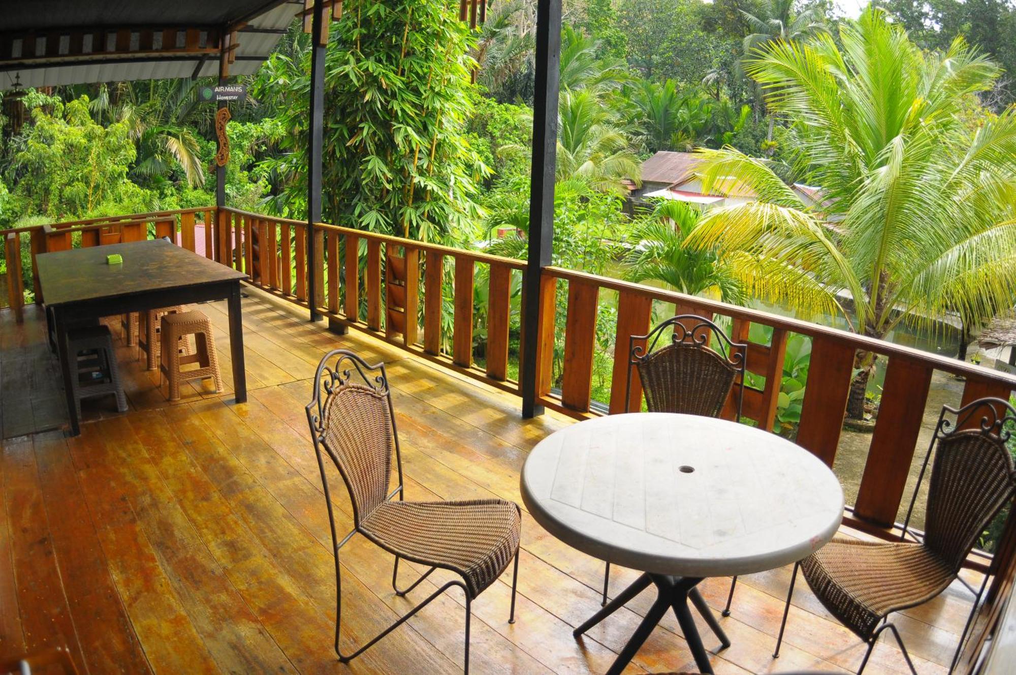 Апартаменты Air Manis Secret Surfcamp Taluk Batung Экстерьер фото